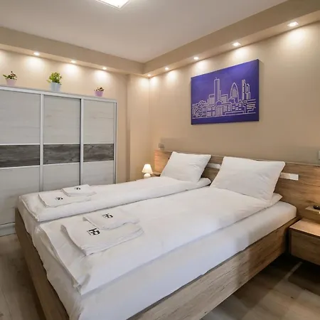 Appartement Hr Apartmanhaz Eger