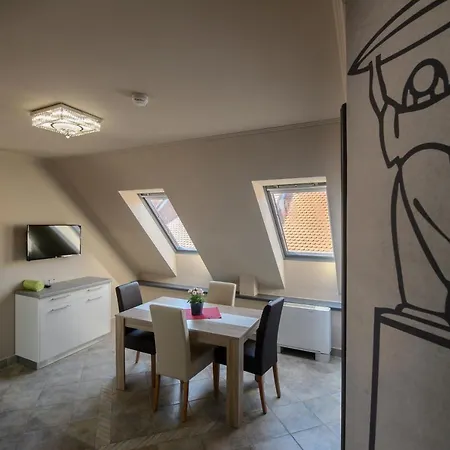 Appartement Hr Apartmanhaz *