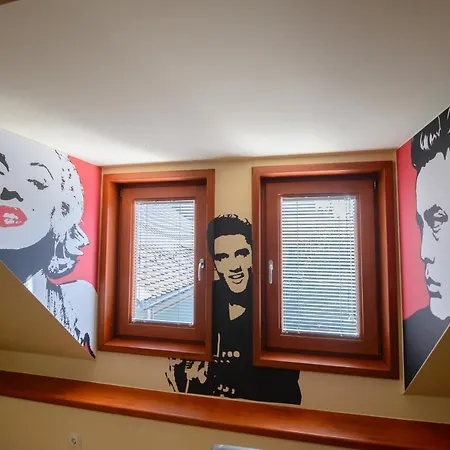 Lägenhet Hr Apartmanhaz