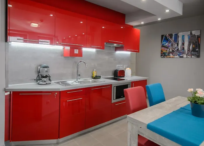 Hr Apartmanhaz Έγκερ
