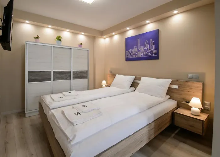 Apartament Hr Apartmanhaz Eger